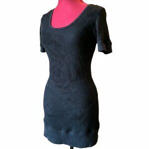 FoxyJeans Black bodycon pencil with low back - Lace-Pattern Dress – Size M